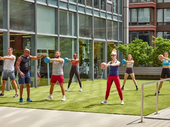 550 West 54th Street image 11 of 27