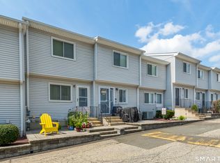 273 Derby Ave UNIT 305, Derby, CT 06418