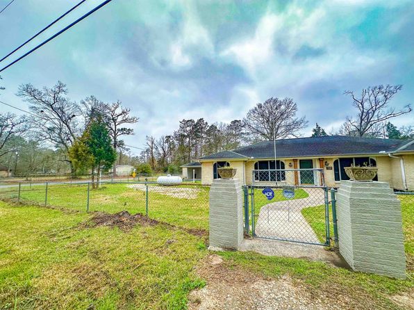 8291 Magnolia St, Orange, TX 77632