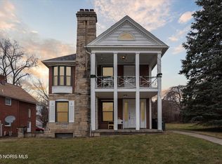 2140 Wyndhurst Rd, Toledo, OH 43607