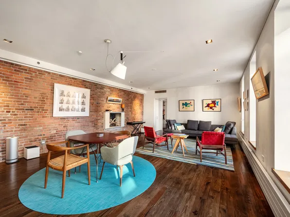 209 East 2nd Street image 3 of 12