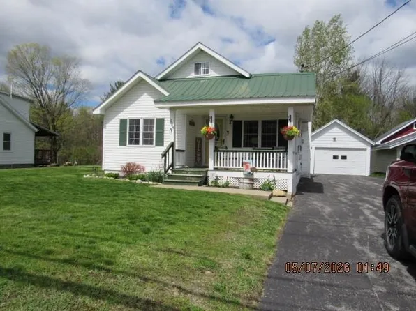 254 Andrews St, Massena, NY 13662