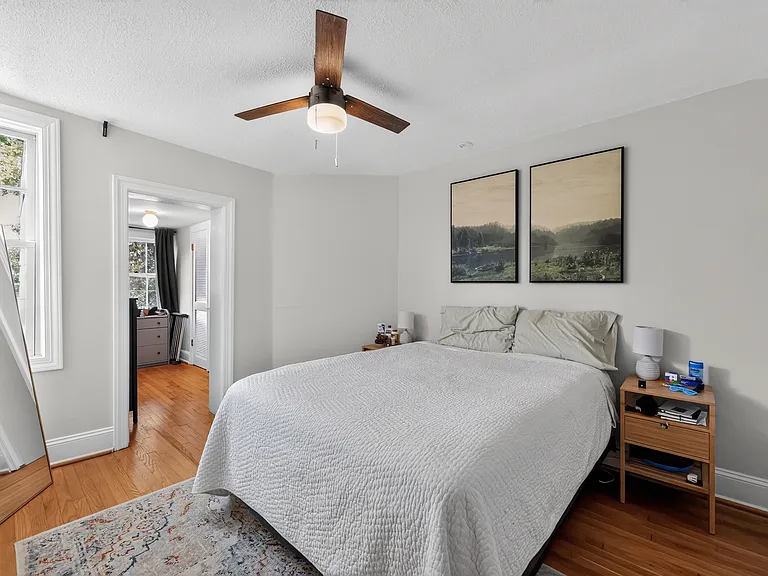 715 A St NE — Photo 16