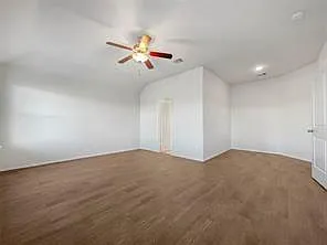 4514 Mondial Dr — Photo 8
