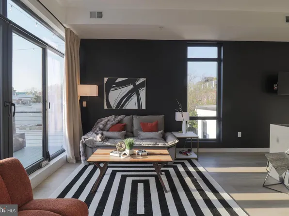 1318 9th St NW #9, Washington, DC 20001