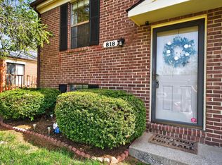 818 Spring Meadows Dr, Lexington, KY 40504
