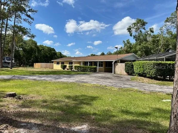 5476 Lake Le Clare Rd, Lutz, FL 33558
