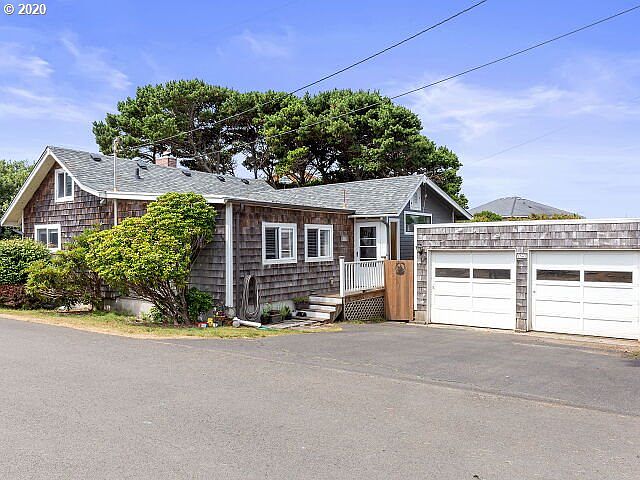 1st image of 1565 NW 31st Pl