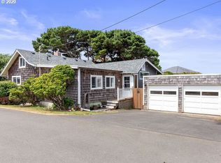 1565 NW 31st Pl, Lincoln City, OR 97367