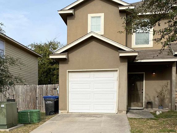 2nd image of 5113 FLIPPER DR #5113