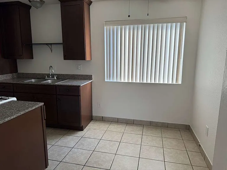 330 Wier Rd — Photo 5
