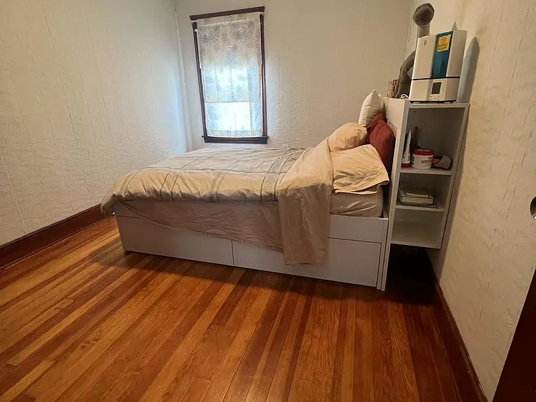 413 Grand Ave #1 — Photo 8