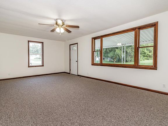 2nd image of 3278 Stotler St