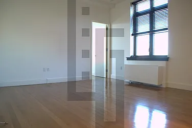 Rented by Loom Group