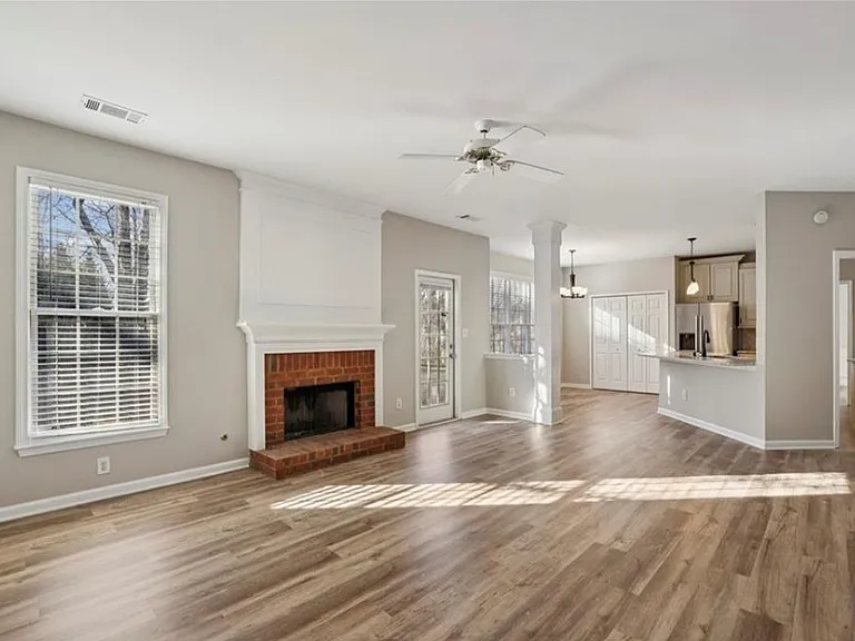 750 Hedgewick Trl — Photo 4