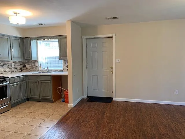 232-236 S 12th St #1 — Photo 12