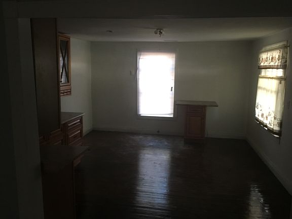 5th image of 2911 Battle Dr NW