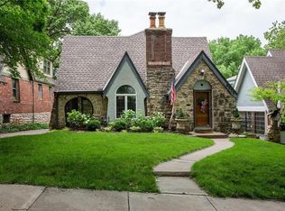 6838 Oak Ter, Kansas City, MO 64113