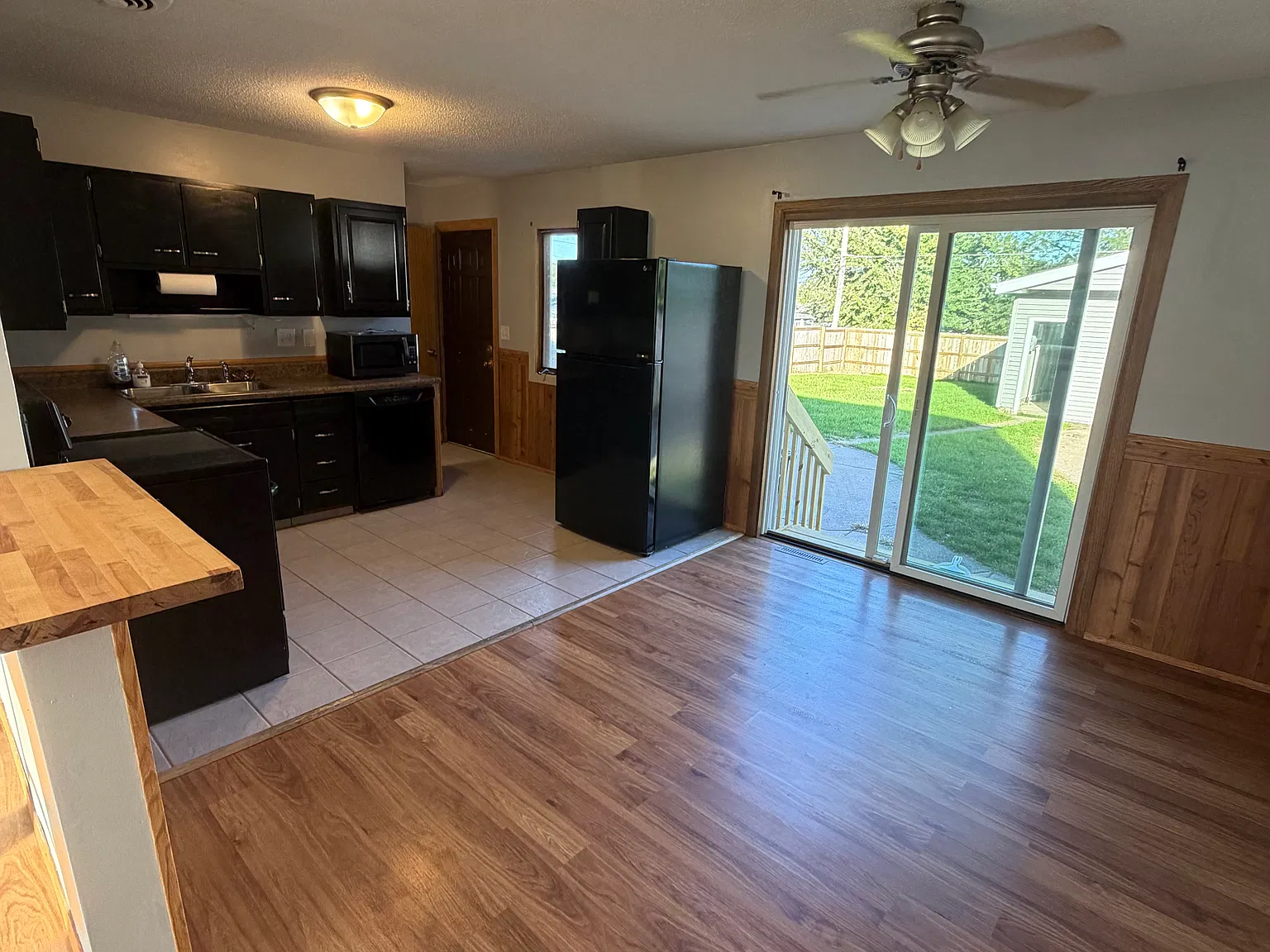 3 bed, 1.5 bath, 1040 sqft, $1,550 — Photo 4