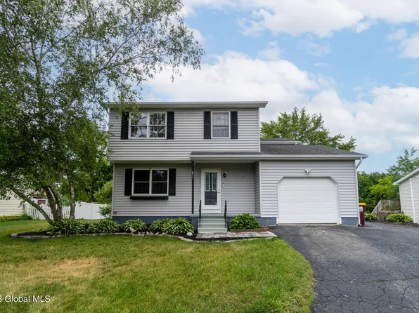 1B Castle Drive, Stillwater, NY 12170