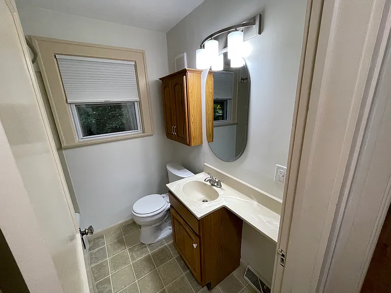 275 Forest Hill Dr — Photo 9