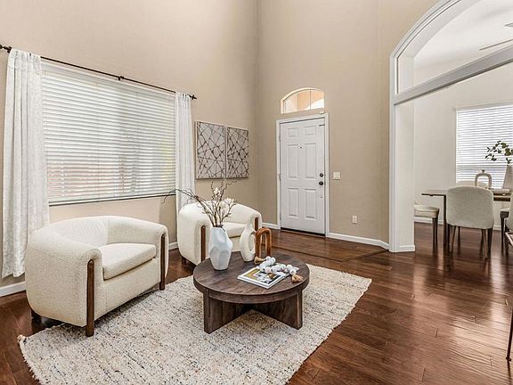 2nd image of 3218 Rancho Reata