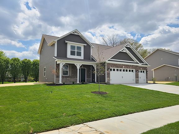 2nd image of 7733 Fairwood Blvd