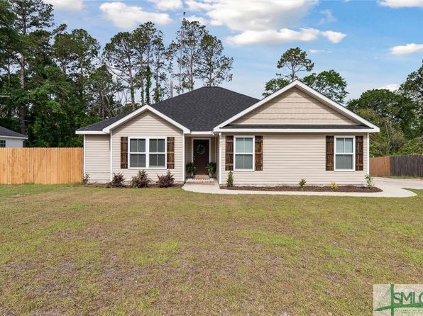 607 N Main St, Statesboro, GA 30458