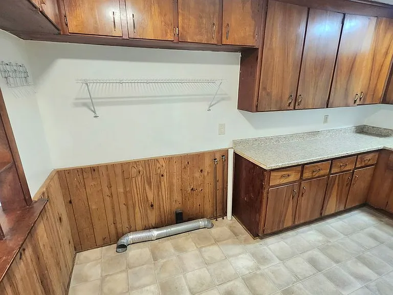 3254-3256 County Line Rd — Photo 9