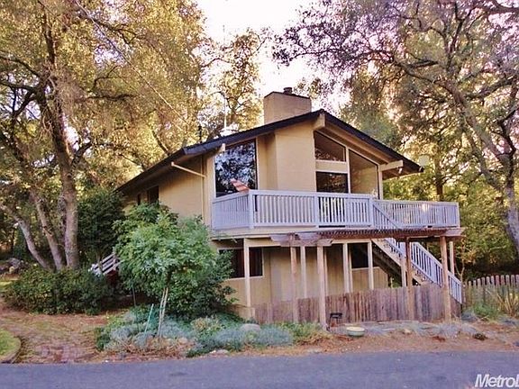 3rd image of 9736 Magellan Dr