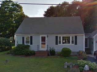 35 Rindge St, Weymouth, MA 02189