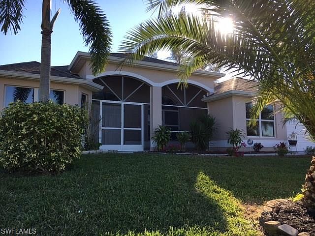 1st image of 4621 SW 22nd Pl