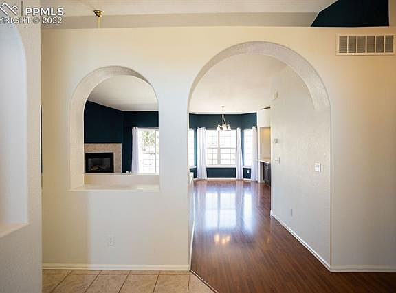 3rd image of 1526 Carraway Ct