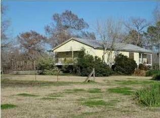1013 Pellerin St, Henderson, LA 70517