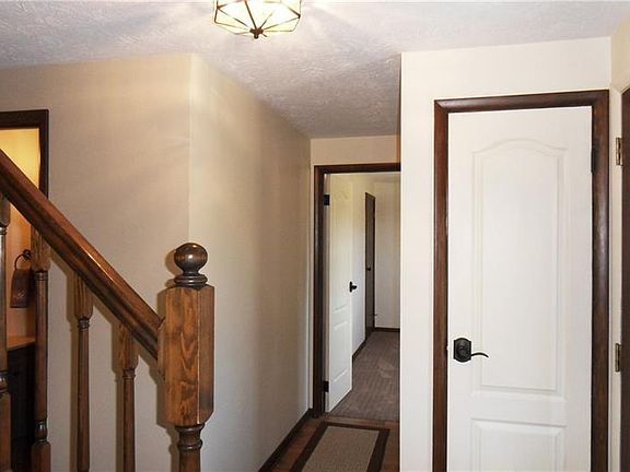 3rd image of 512 Buckingham Dr