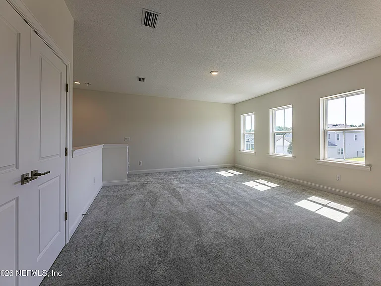 57 Waverly Way — Photo 11