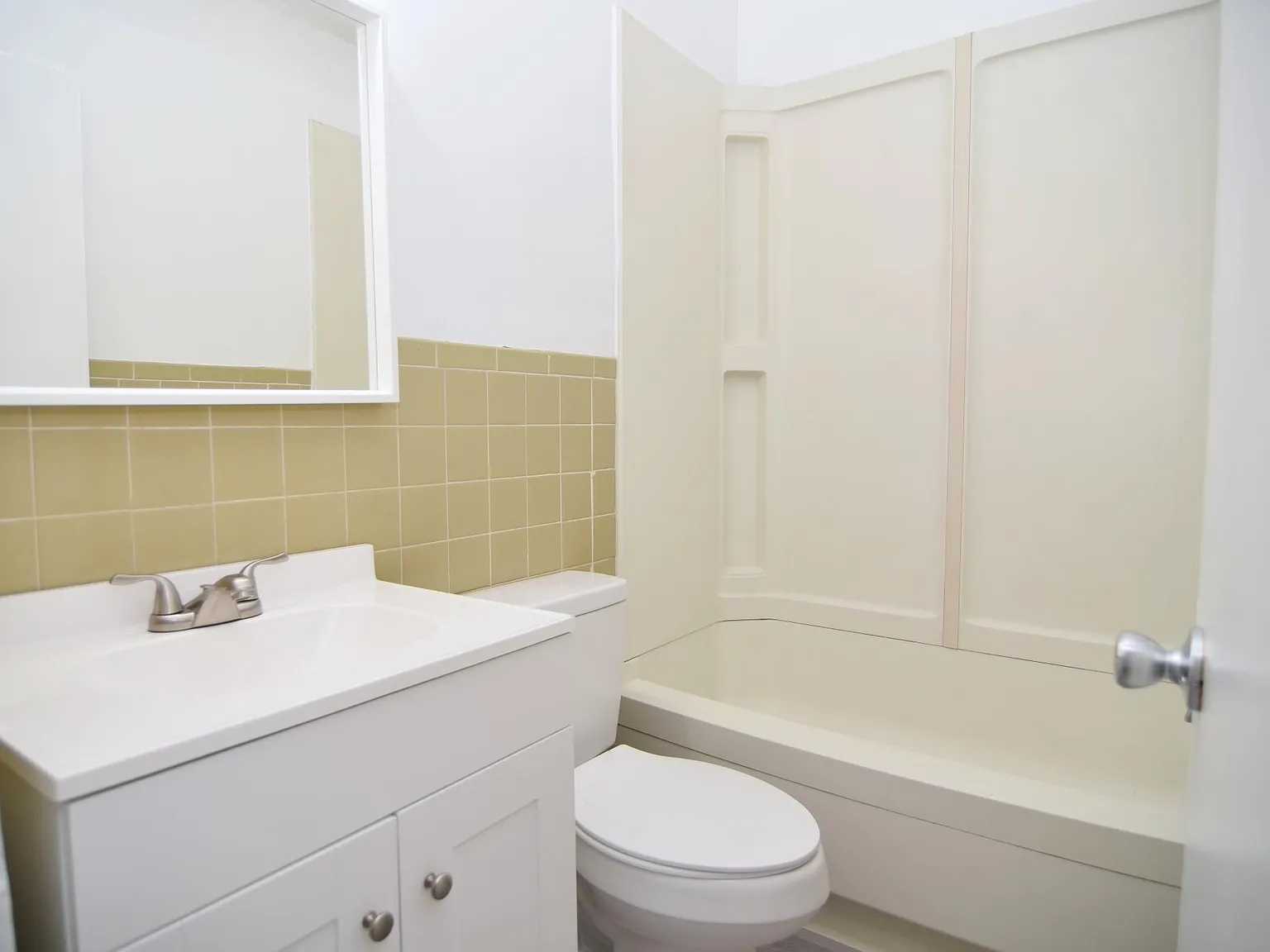 29 Green St — Photo 3