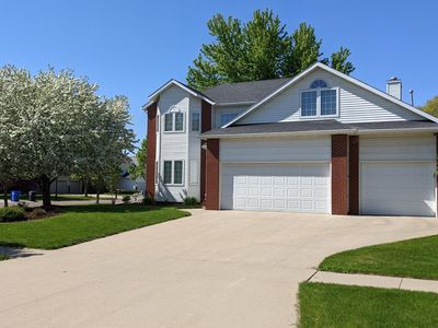 2321 Victoria Rose Ln S, Fargo, ND, 58104