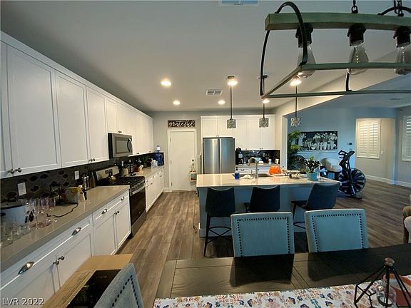 5th image of 5708 Salt Rock St