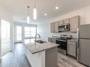 210 W 5th Ave APT 430, Columbus, OH 43201