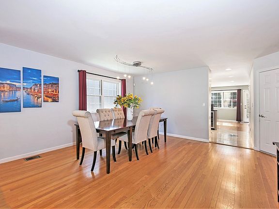 24 Woodruff ave,scarsdale,ny,10583   (08 Of    35 ).JPG