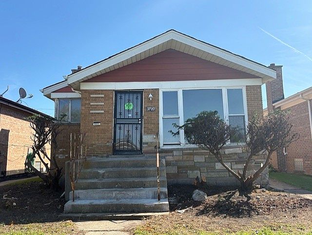 1st image of 3709 W 66th Pl