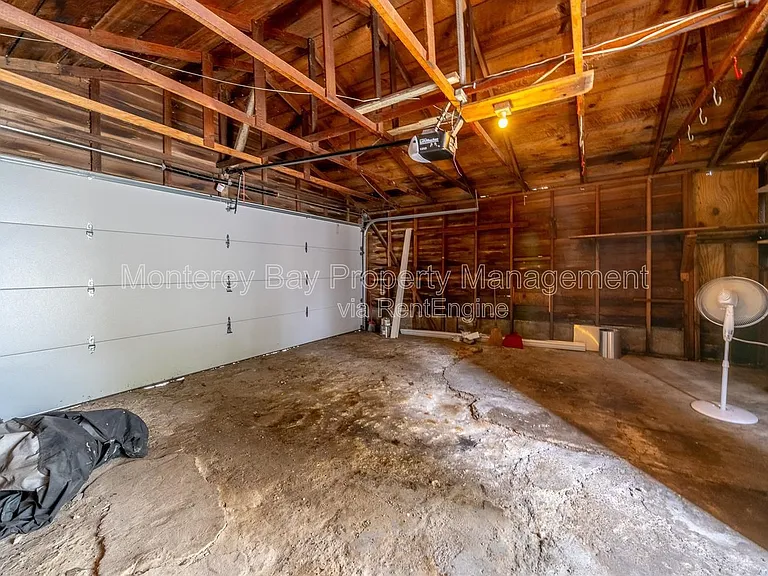 862 Short St — Photo 7