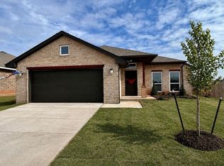 2417 Cattail Ct, Midwest City, OK 73130