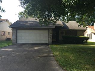 9851 El Chaco St, Baytown, TX 77521