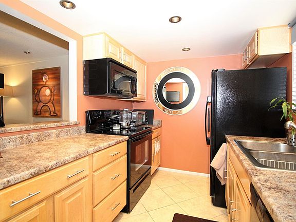 3rd image of 4701 N 68th St Unit 240