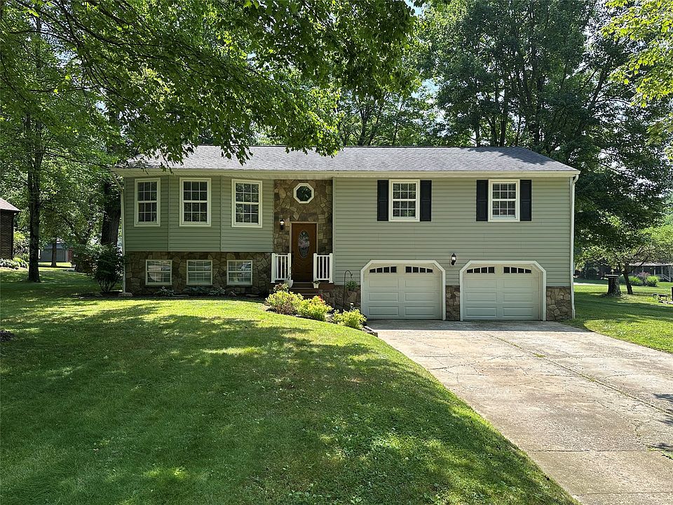1st image of 19611 Chad Ln