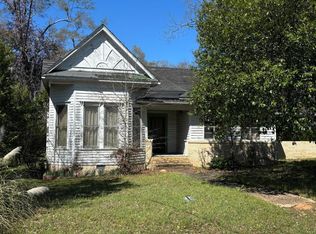 147 Scooba St, De Kalb, MS 39328