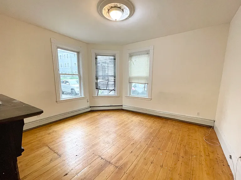 1 Folsom Ave #1F — Photo 3