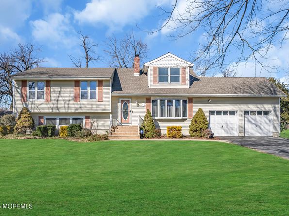 17 Arlene Dr